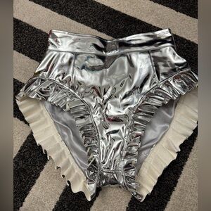 CHAR Workroom High-cut Cheeky Short